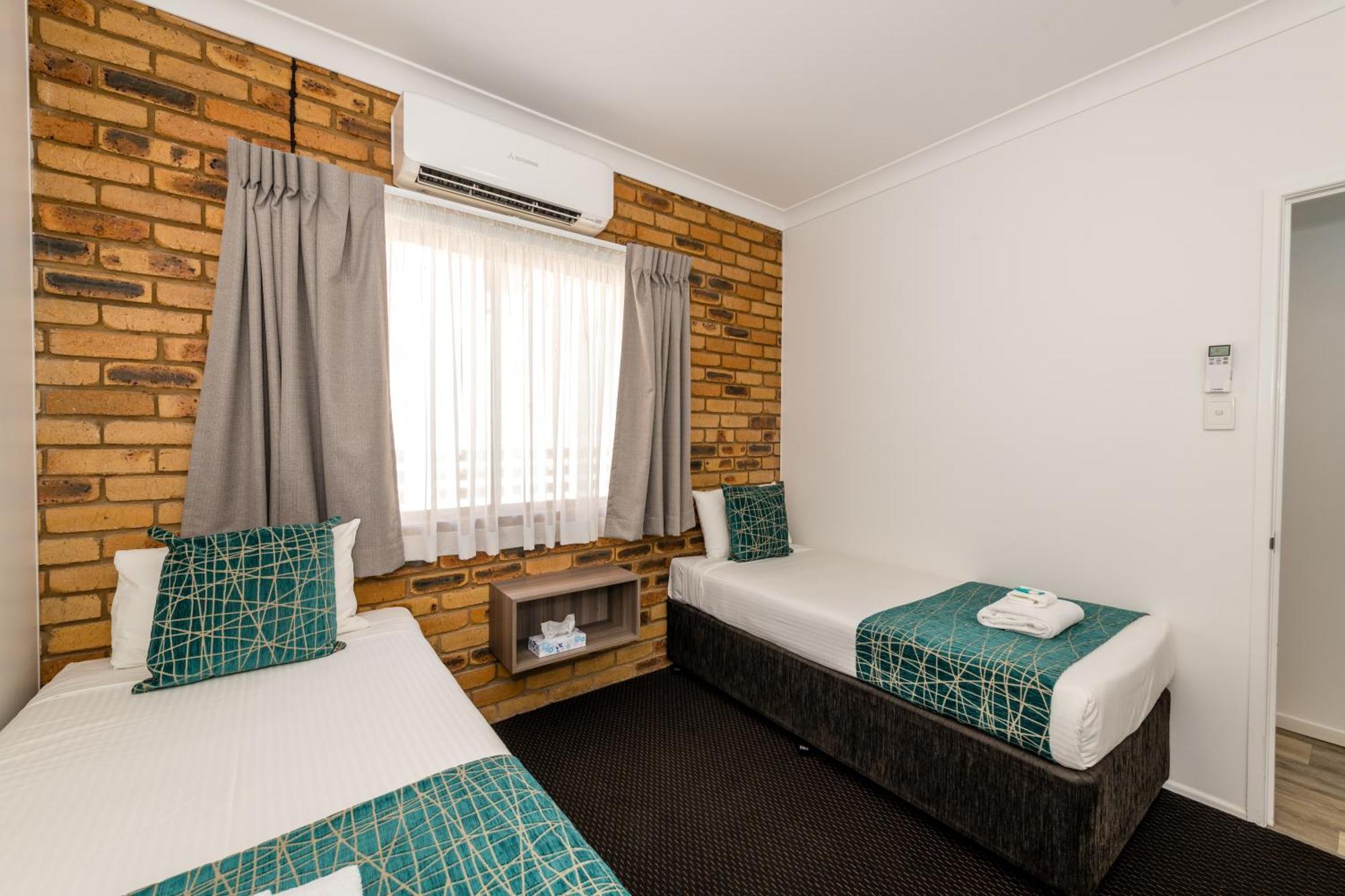 The Club Motor Inn Chinchilla Εξωτερικό φωτογραφία